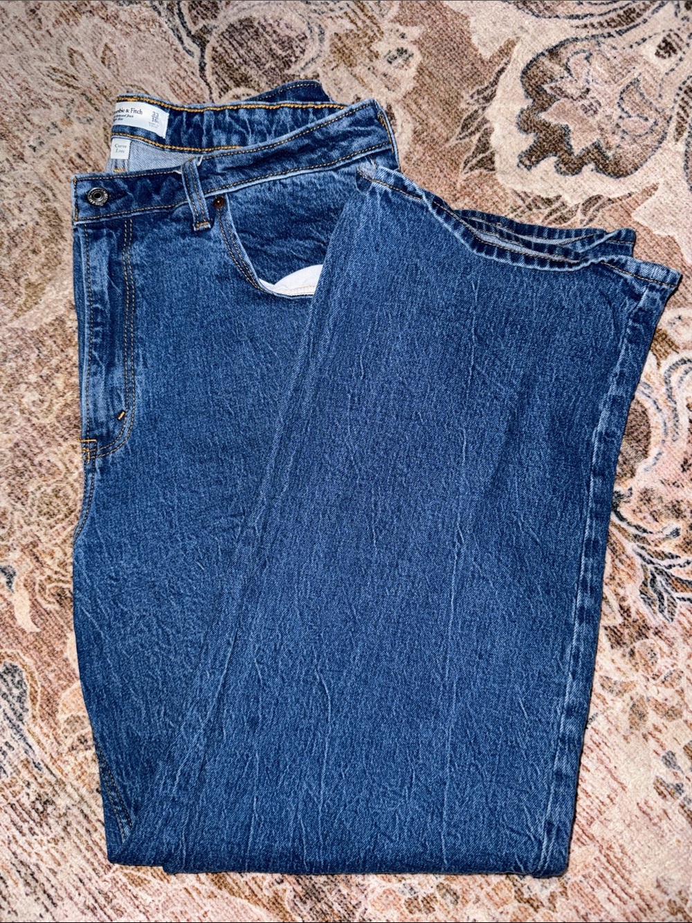 Abercrombie & Fitch Dark Blue Straight-Leg Women's Jeans